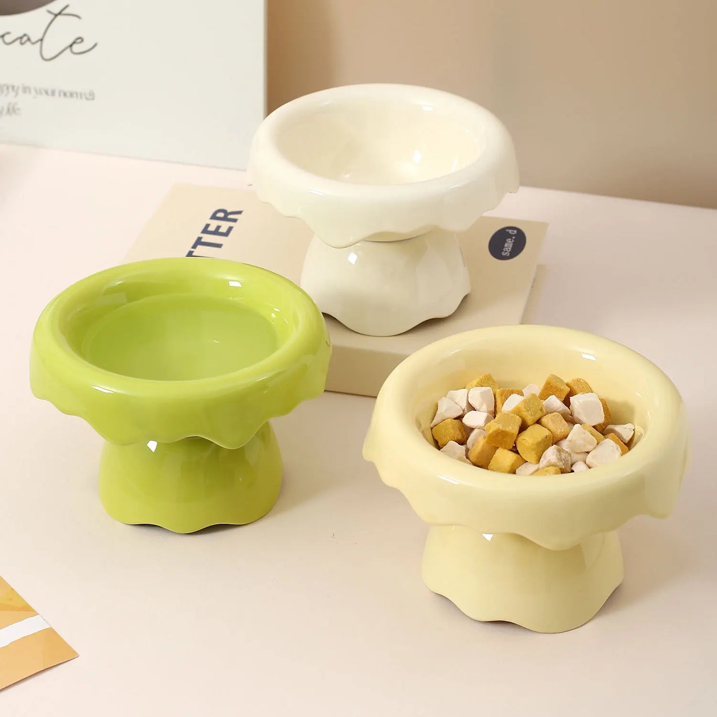 Petal Ceramic Removable Raised Pet Tableware