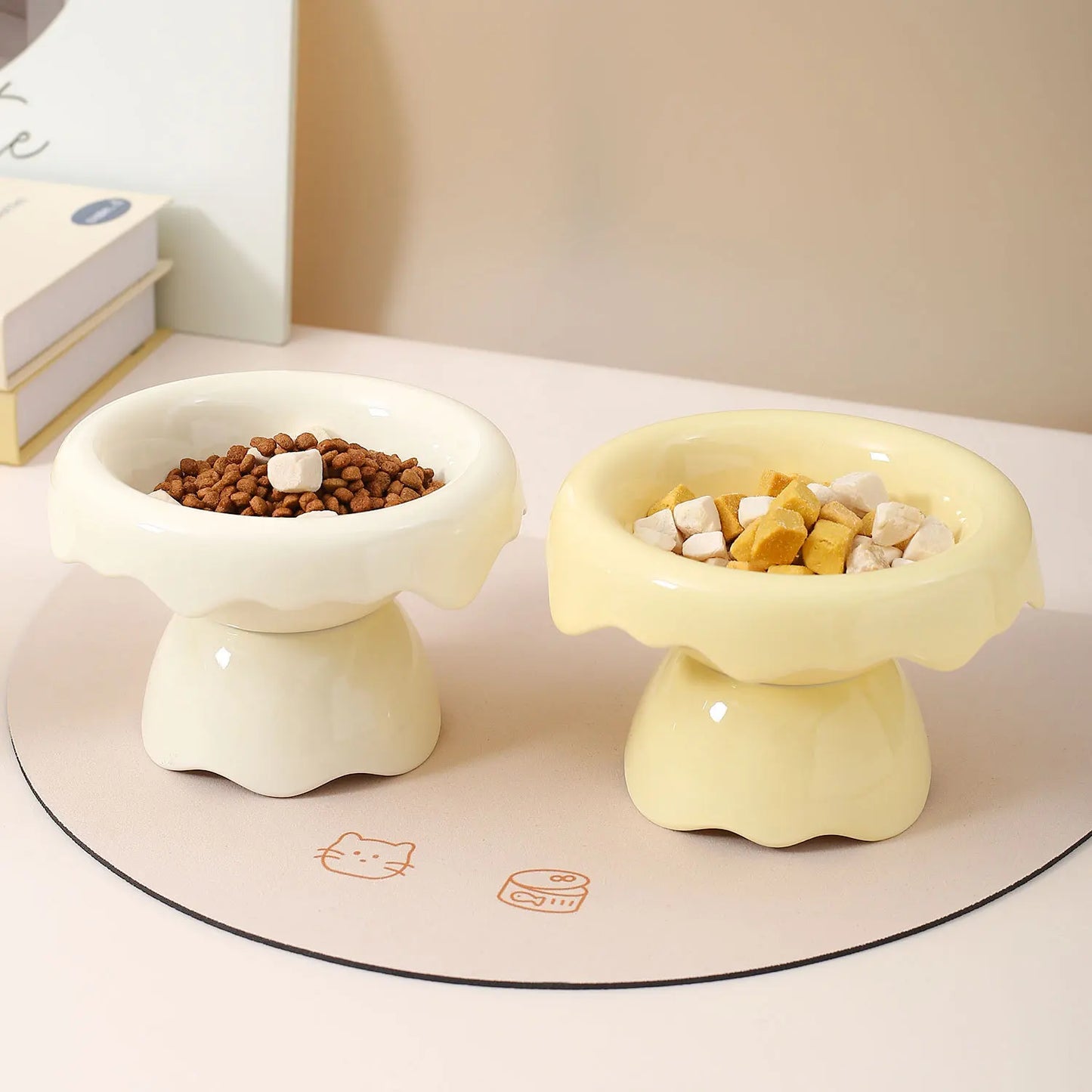 Petal Ceramic Removable Raised Pet Tableware